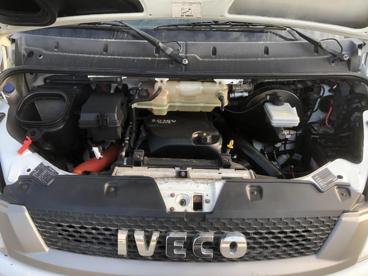 Iveco Daily Frigorífico · Ano 2010 — imagem 4