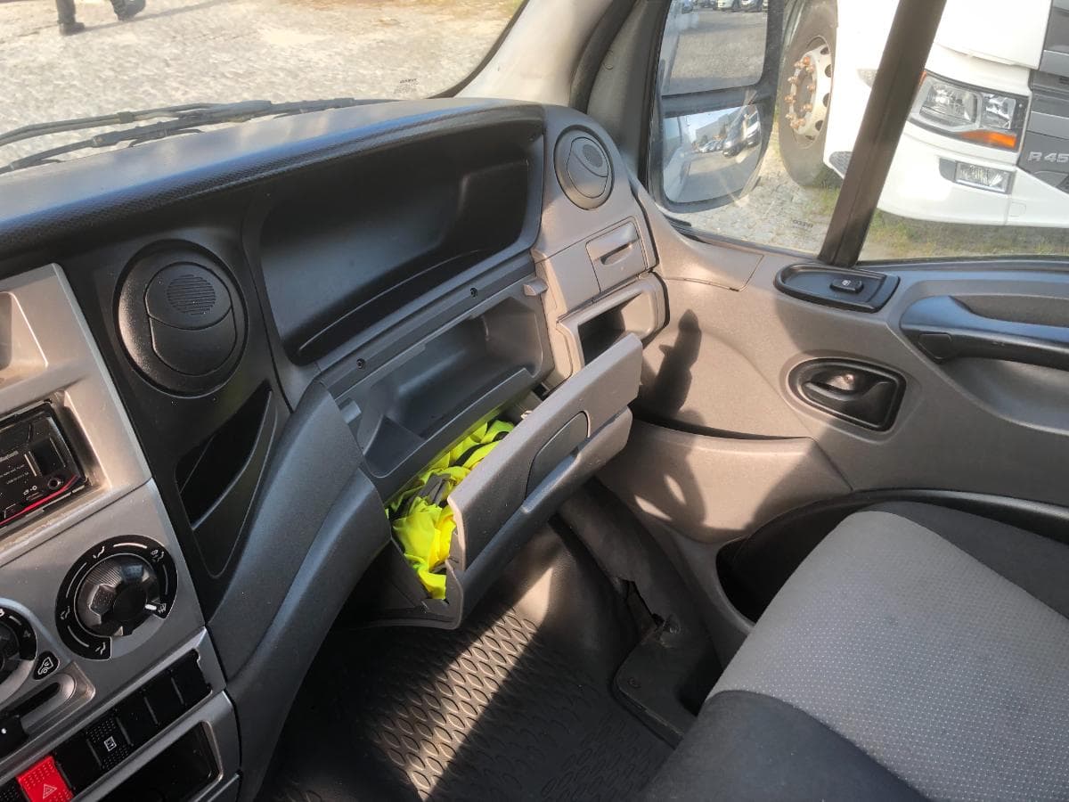 Iveco Daily Frigorífico · Ano 2010 — imagem 20