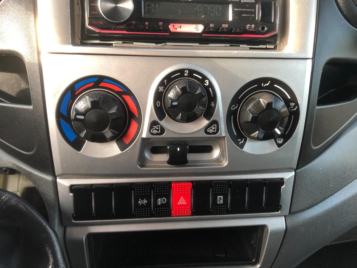 Iveco Daily Frigorífico · Ano 2010 — imagem 22