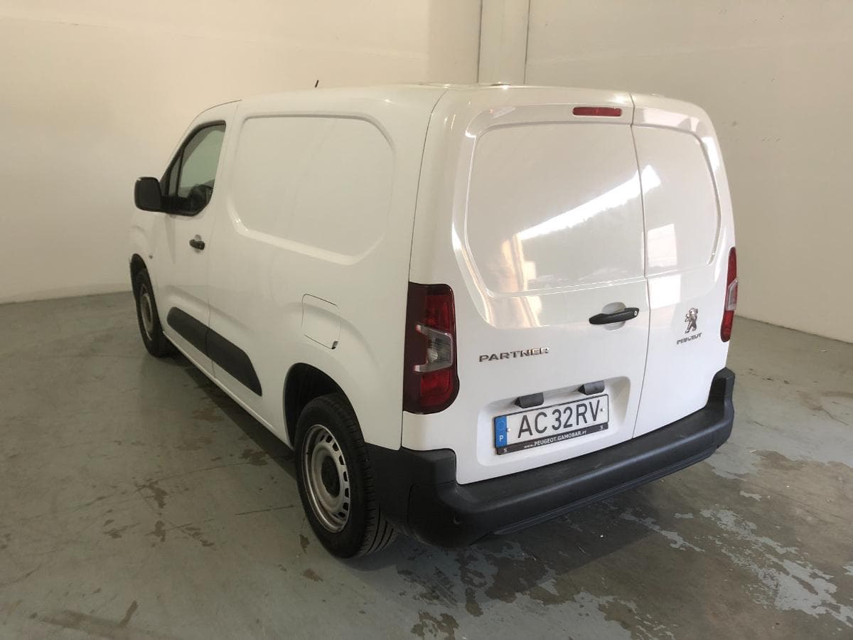 Peugeot Partner · Ano 2020 — image 4