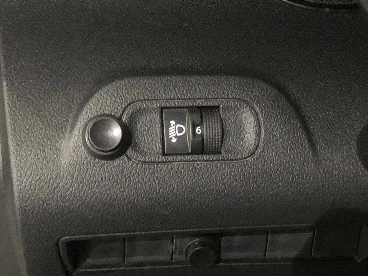 Peugeot Partner · Ano 2020 — image 19