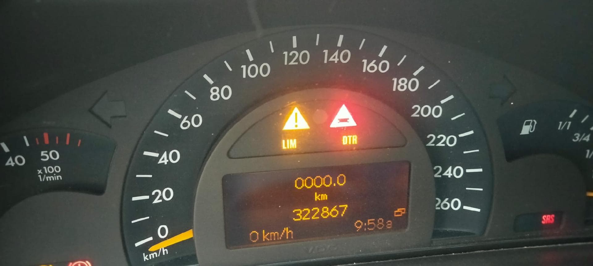 Mercedes-Benz C220 2.2 CDI · Ano 2002 — imagem 40