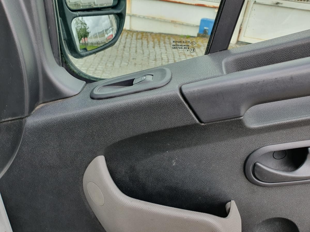 Opel Movano 2.3 CDTI · Ano 2017 — imagen 23