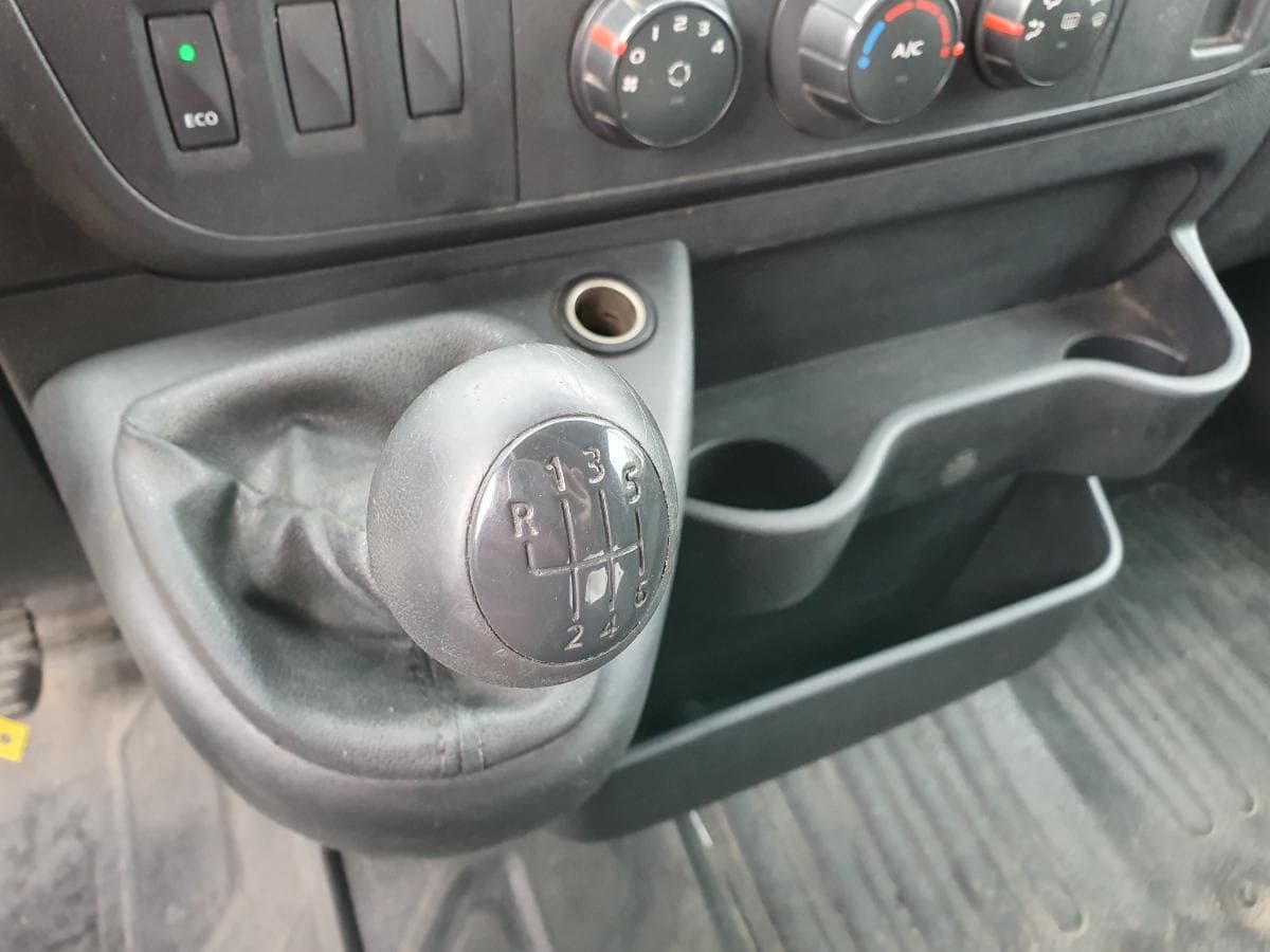 Opel Movano 2.3 CDTI · Ano 2017 — imagen 24