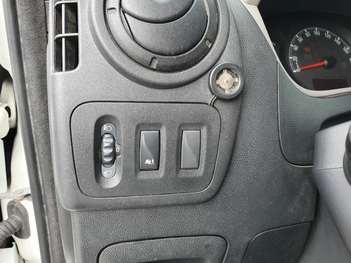 Opel Movano 2.3 CDTI · Ano 2017 — imagen 26