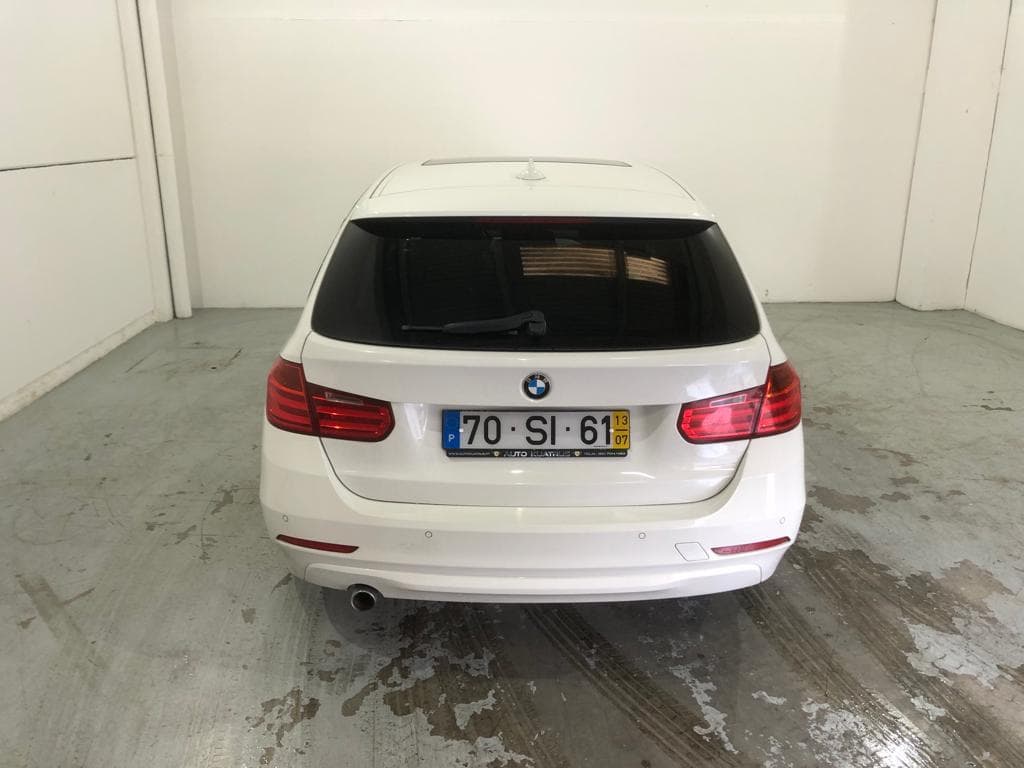 BMW 320 D Touring · Ano 2013 — image 6