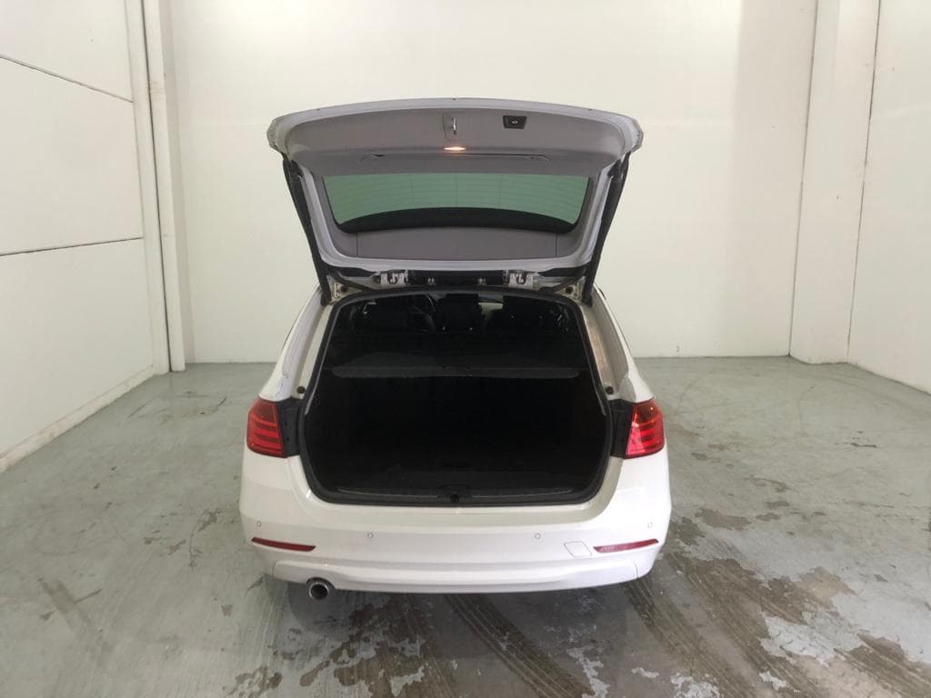 BMW 320 D Touring · Ano 2013 — image 7