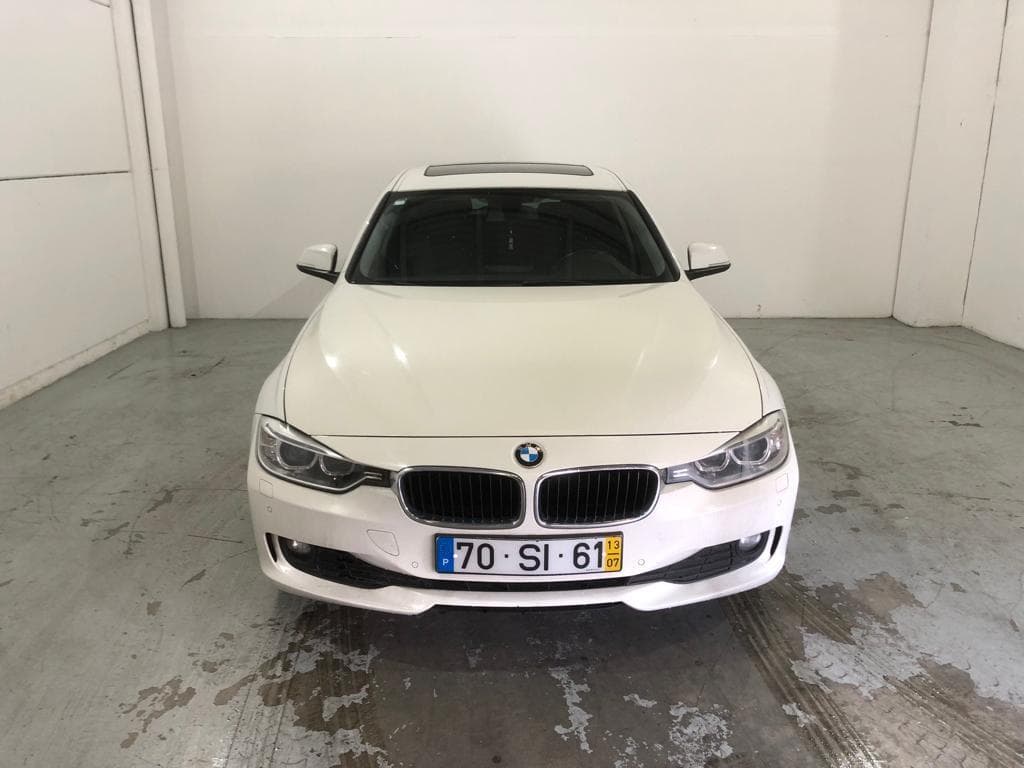 BMW 320 D Touring · Ano 2013 — image 3