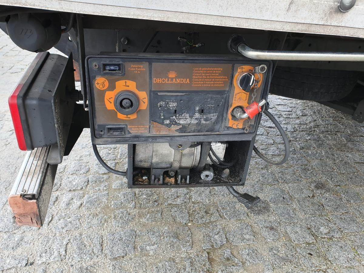 Iveco Daily 35-170 · Ano 2016 — imagem 11