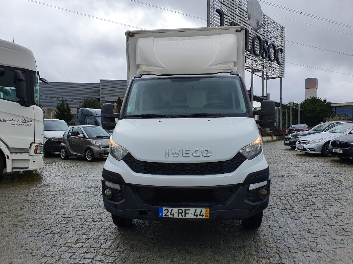 Iveco Daily 35-170 · Ano 2016 — imagem 3
