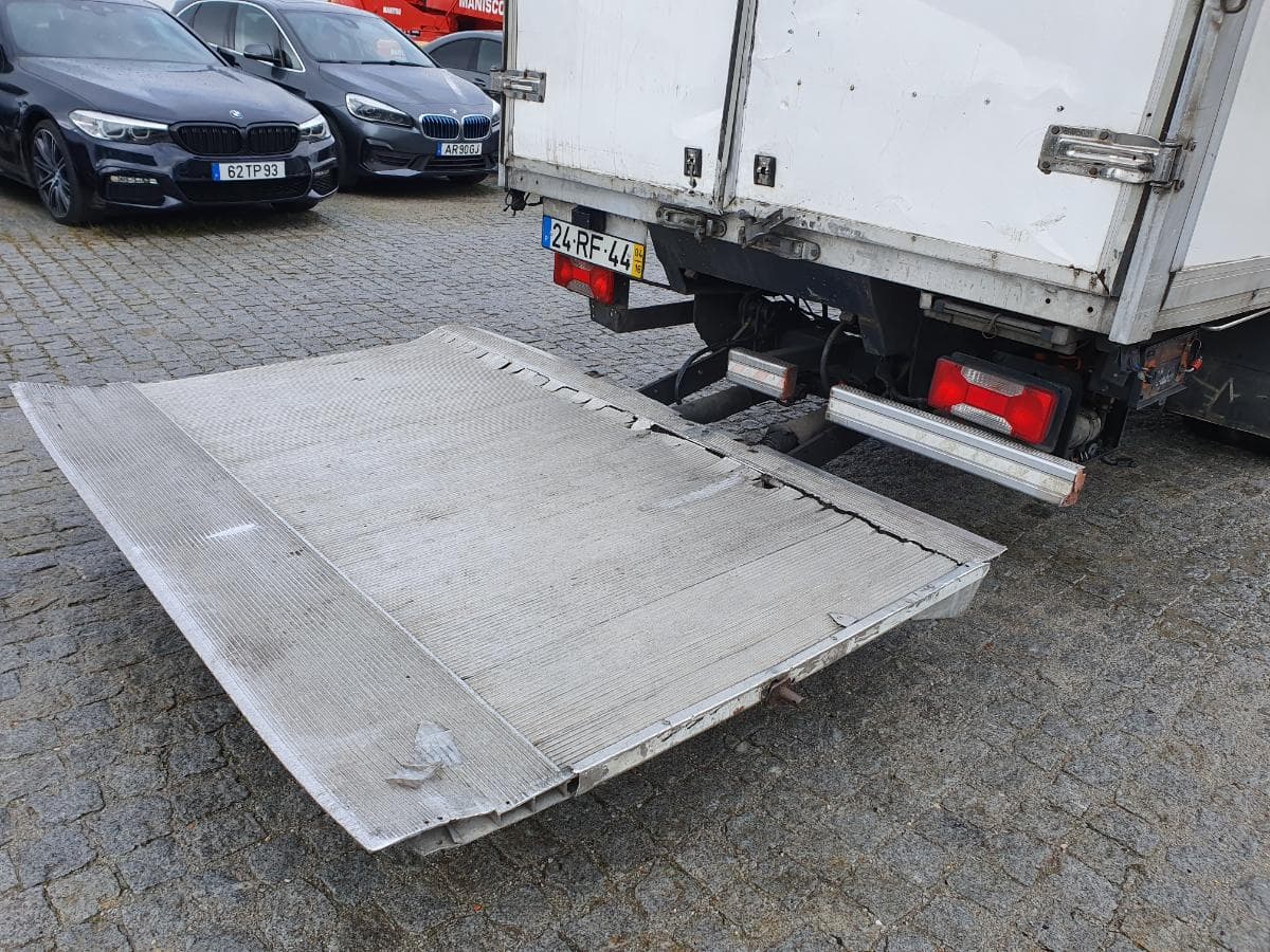 Iveco Daily 35-170 · Ano 2016 — imagem 14