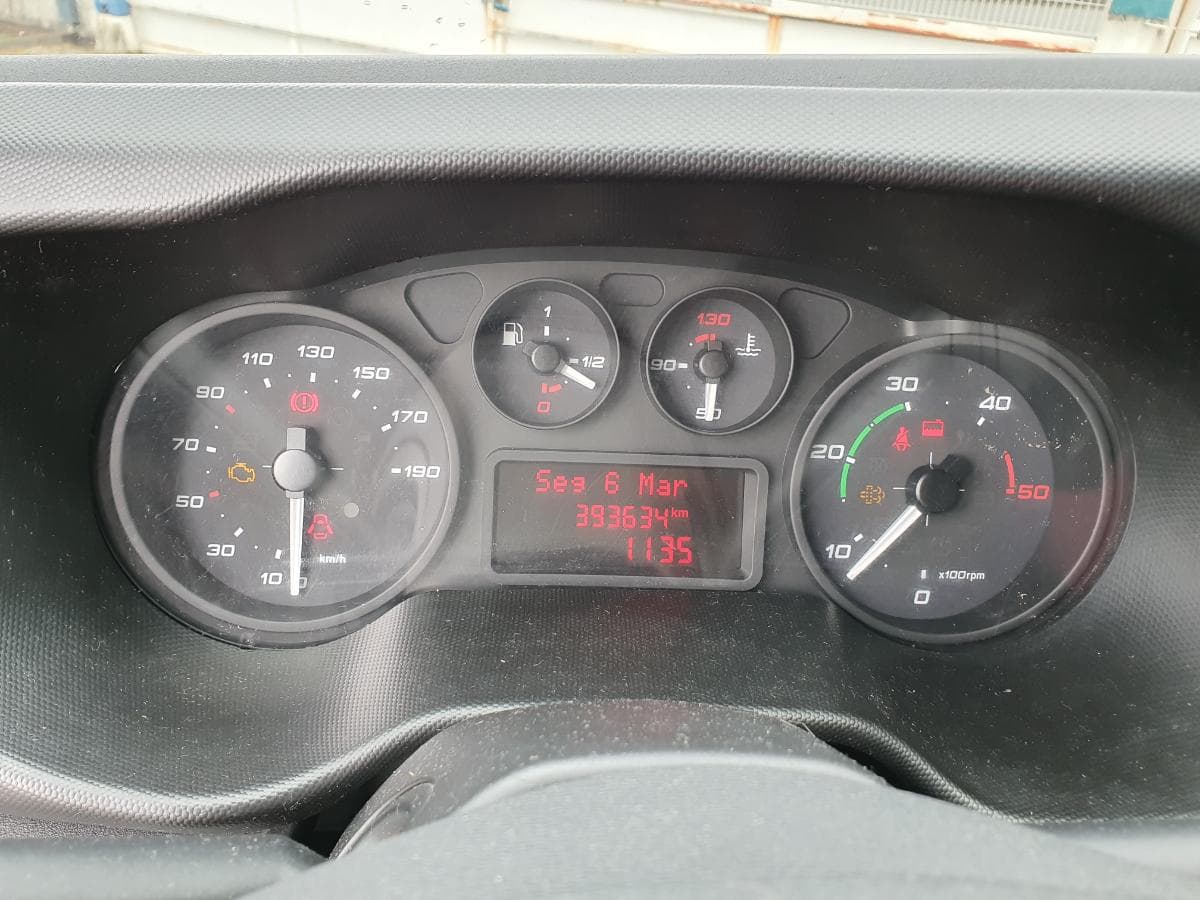 Iveco Daily 35-170 · Ano 2016 — imagem 33