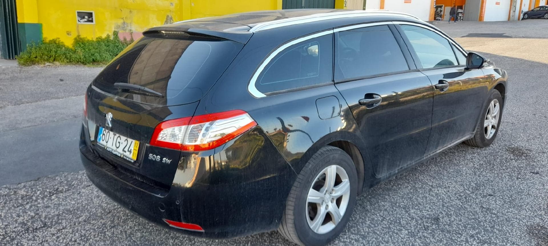 Peugeot 508 SW 1.6 HDI · Ano 2012 — imagen 7