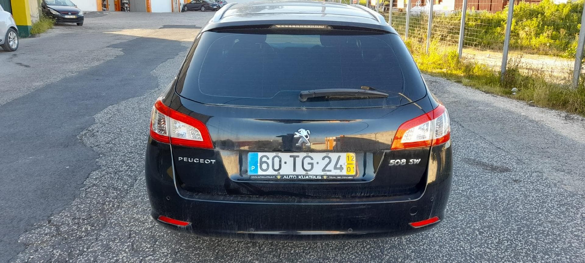Peugeot 508 SW 1.6 HDI · Ano 2012 — imagen 9