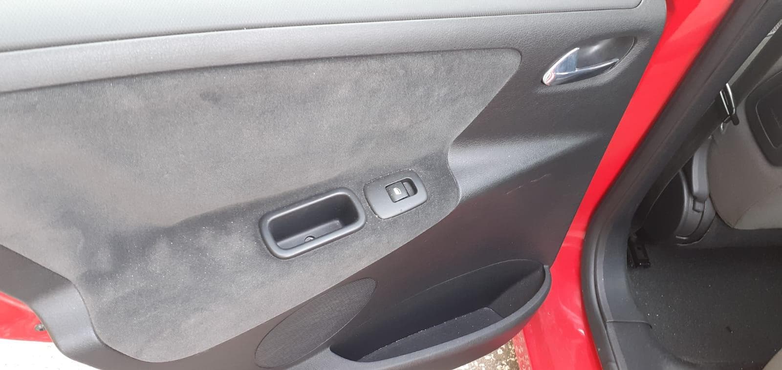 Peugeot 207 1.4 16v · Ano 2007 — image 18