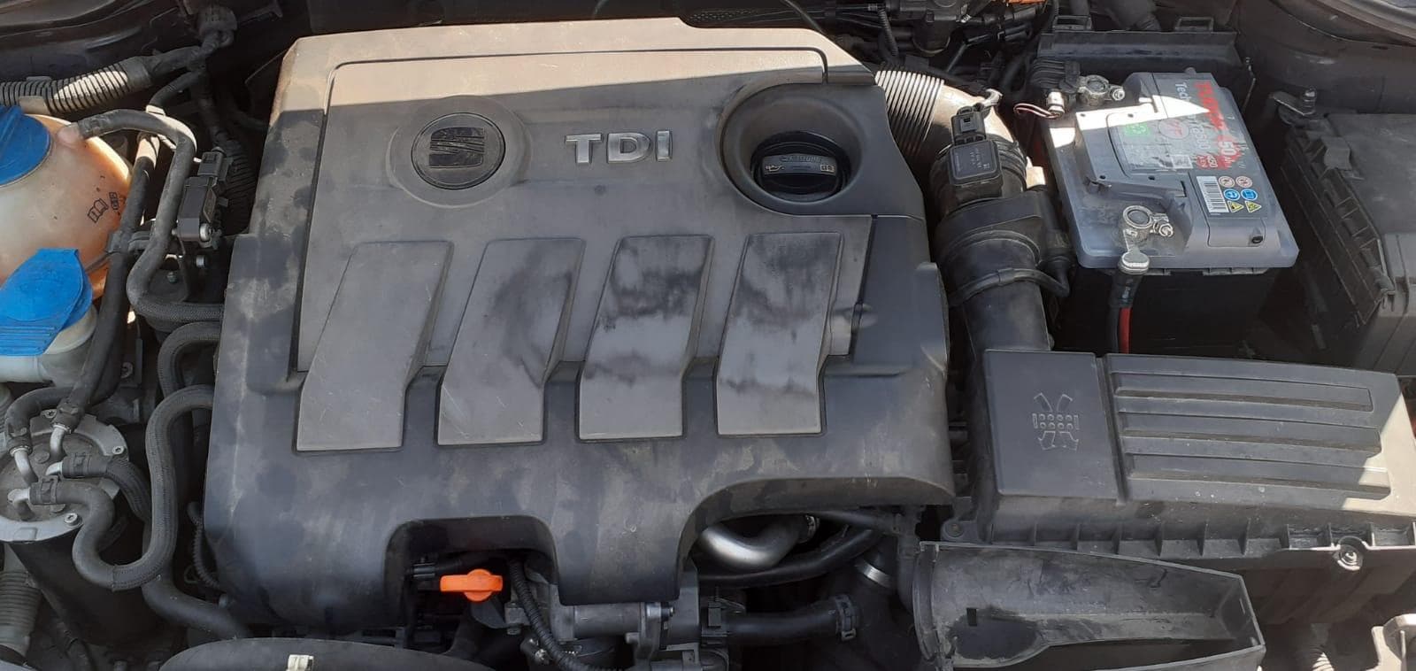 Seat Leon 1.6 TDI · Ano 2012 — imagem 6