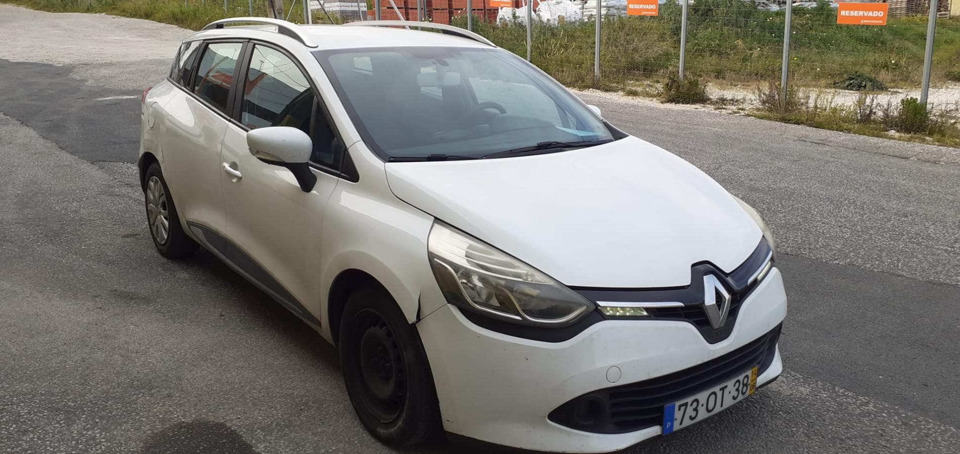Renault Clio 1.5 DCI · Ano 2014 — imagem 1