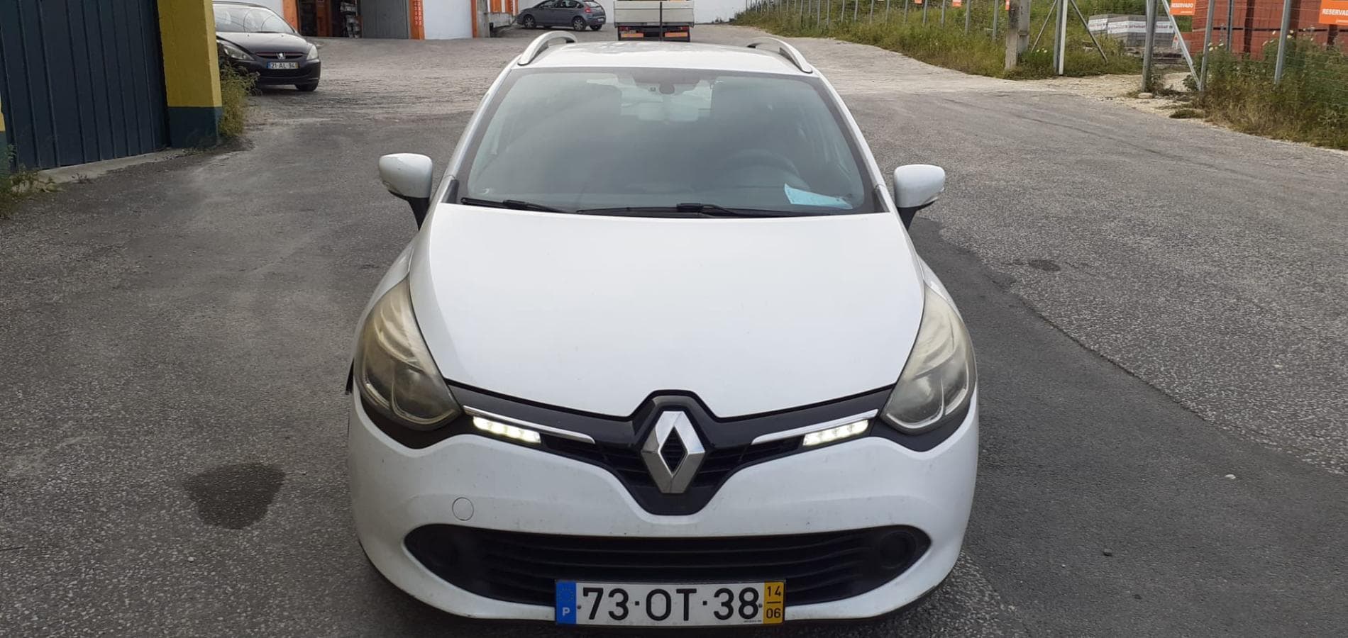 Renault Clio 1.5 DCI · Ano 2014 — imagem 3