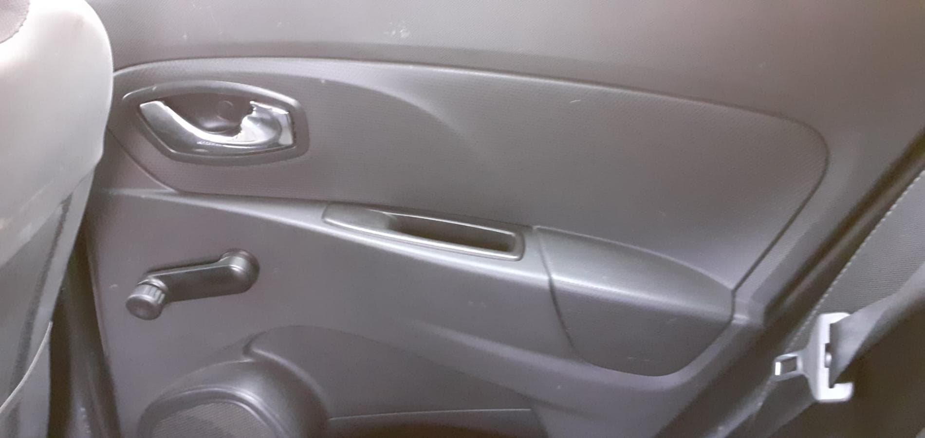Renault Clio 1.5 DCI · Ano 2014 — imagem 26