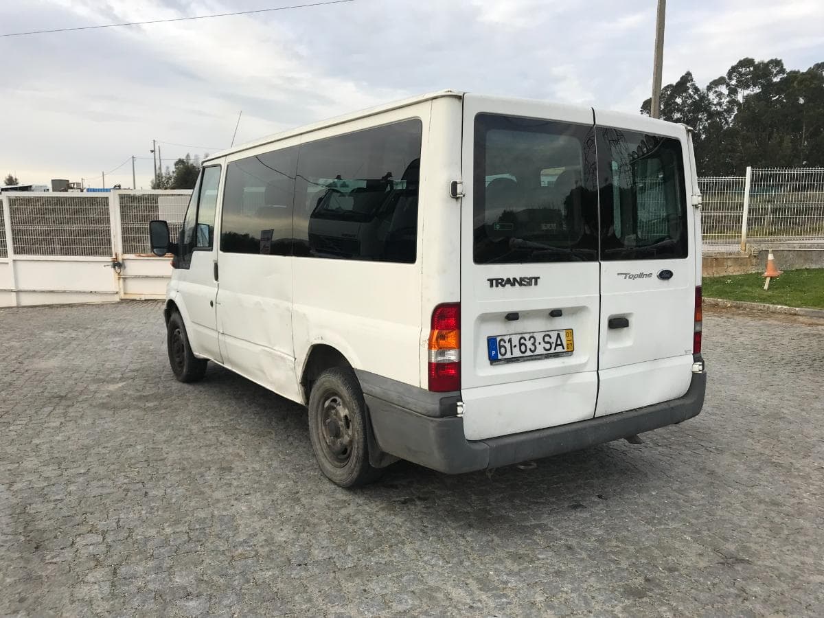 Ford Transit Kombi 2.0 · Ano 2001 — imagem 7
