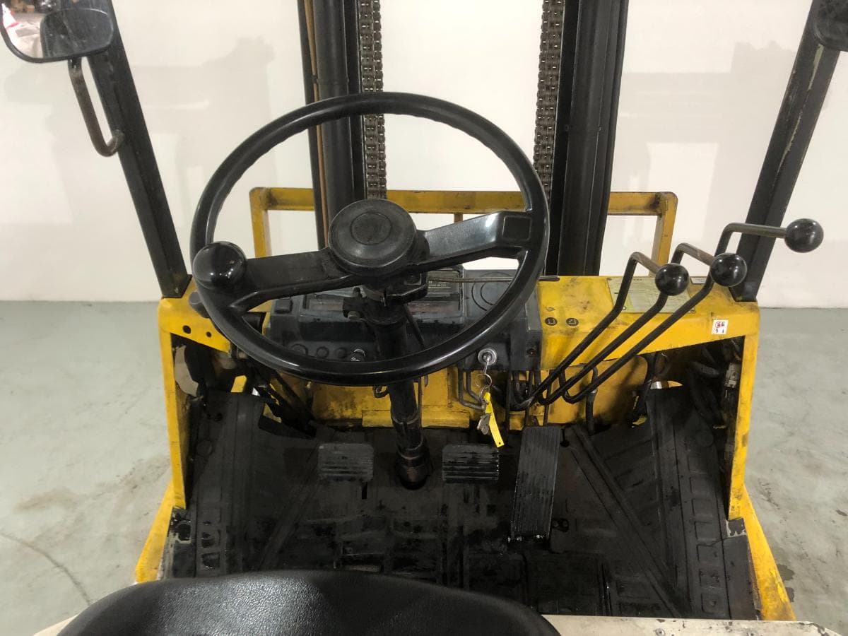 Empilhador TCM FD20Z2S — imagem 9