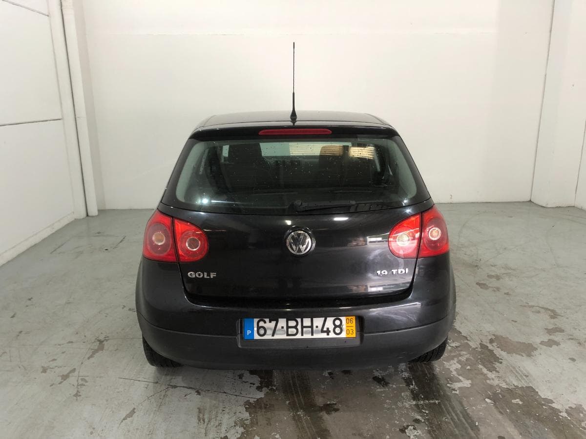 Volkswagen Golf 1.9 TDI · Ano 2006 — imagem 6