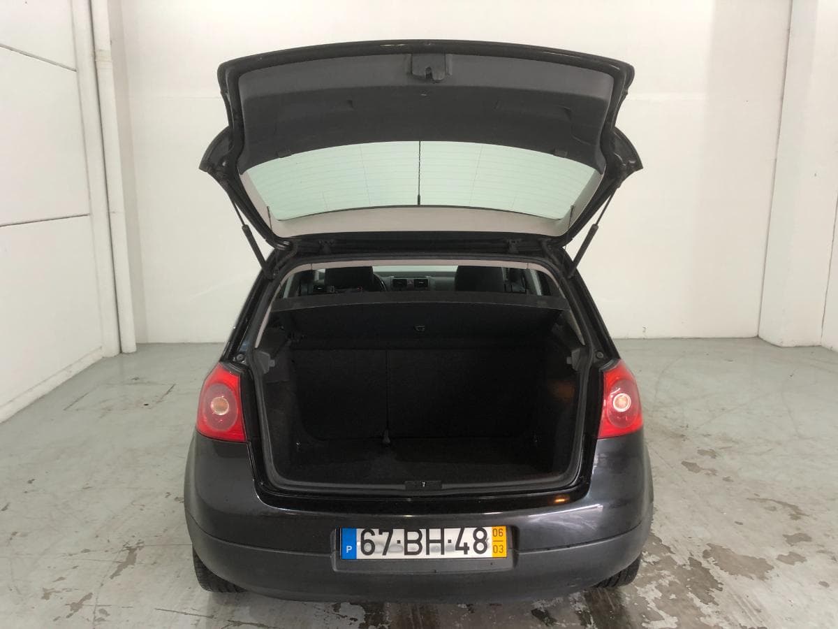 Volkswagen Golf 1.9 TDI · Ano 2006 — imagem 7