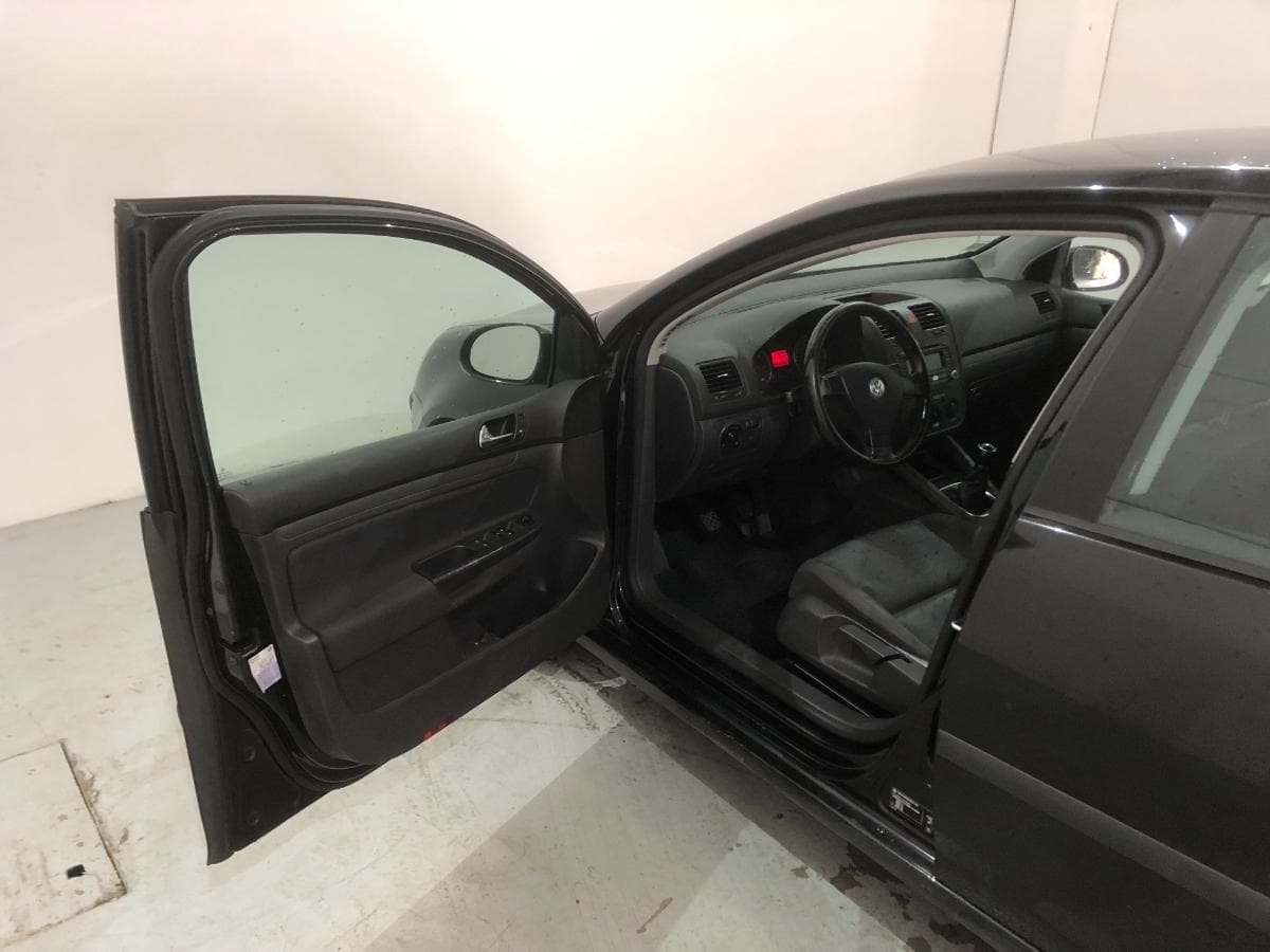Volkswagen Golf 1.9 TDI · Ano 2006 — imagem 17