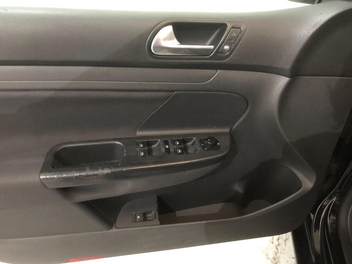 Volkswagen Golf 1.9 TDI · Ano 2006 — imagem 29