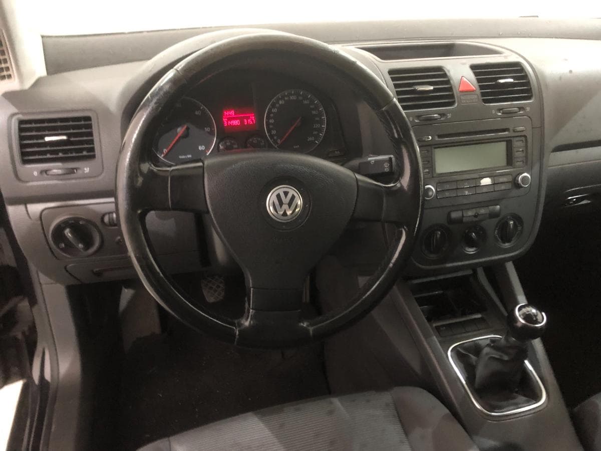 Volkswagen Golf 1.9 TDI · Ano 2006 — imagem 30