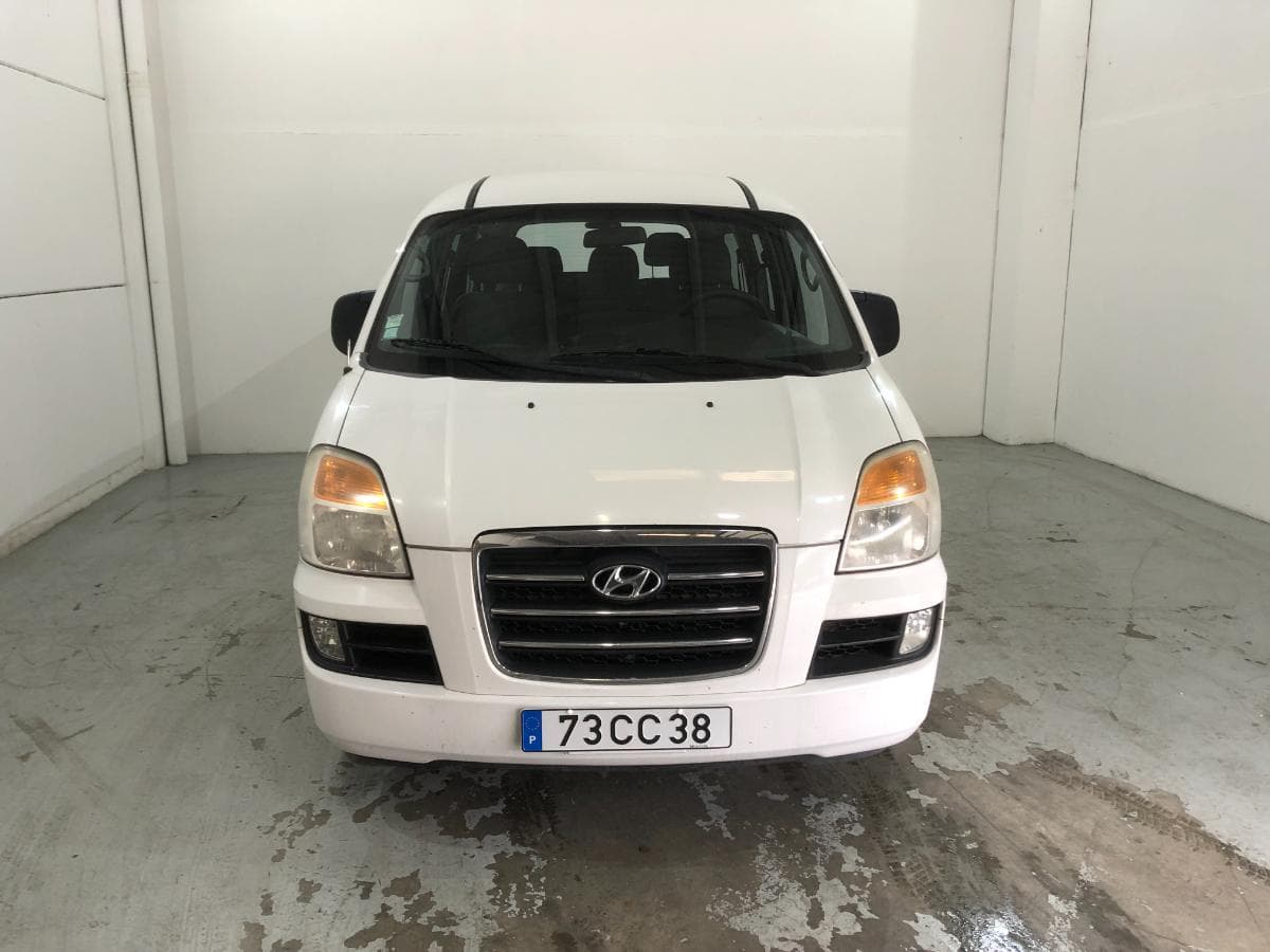 Hyundai H1 · 9 Lugares · Ano 2006 — imagem 3