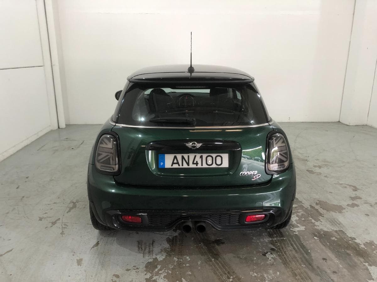 Mini Cooper SD · Ano 2016 — image 5