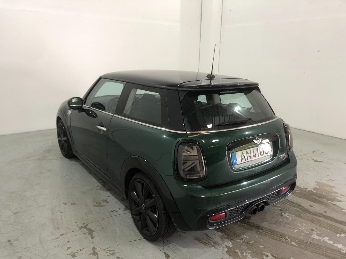 Mini Cooper SD · Ano 2016 — image 9