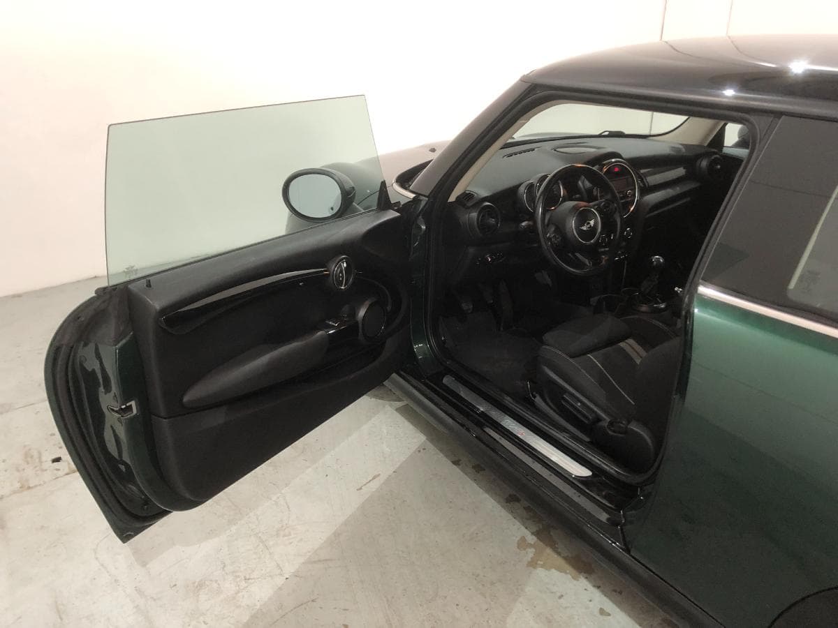 Mini Cooper SD · Ano 2016 — image 14