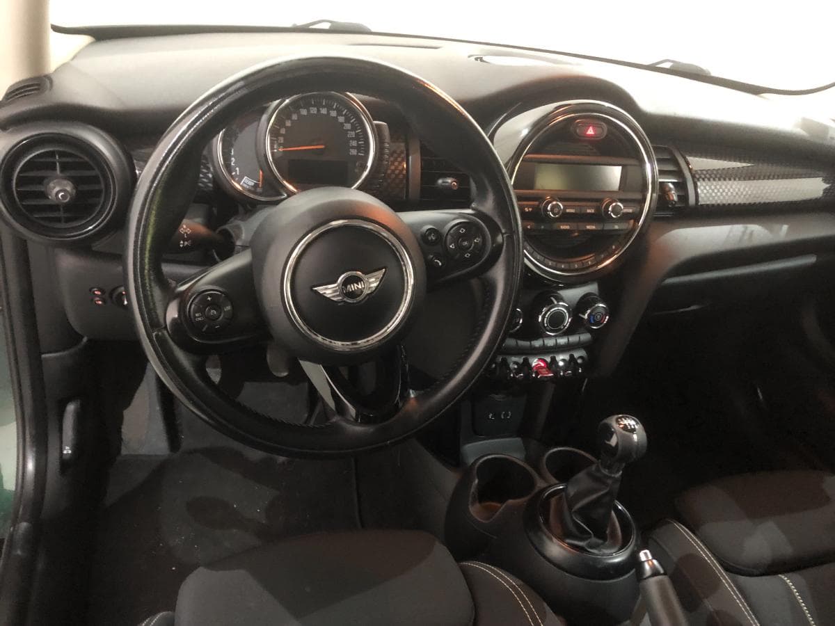 Mini Cooper SD · Ano 2016 — image 33