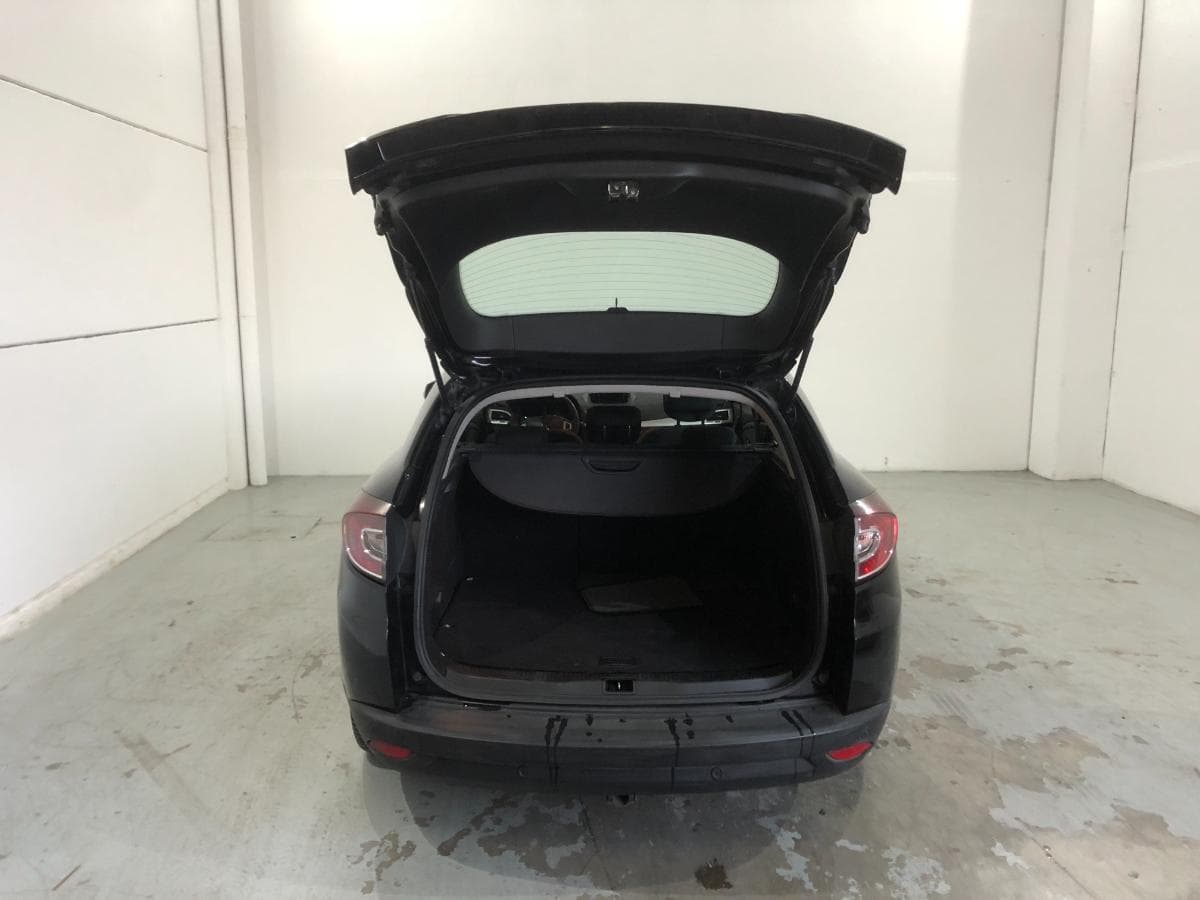 Renault Mégane 1.5 DCI · Ano 2012 — imagem 8