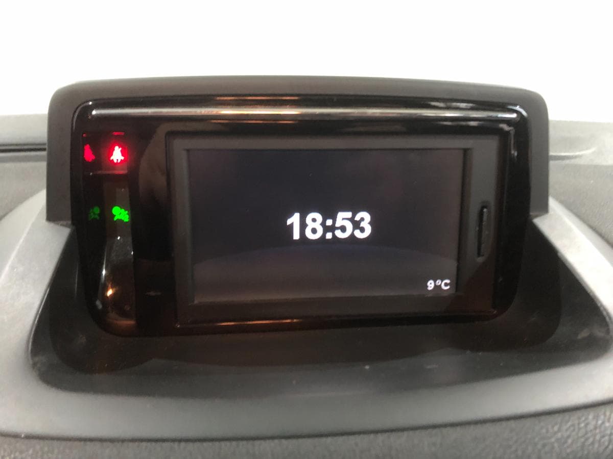 Renault Mégane 1.5 DCI · Ano 2012 — imagem 23