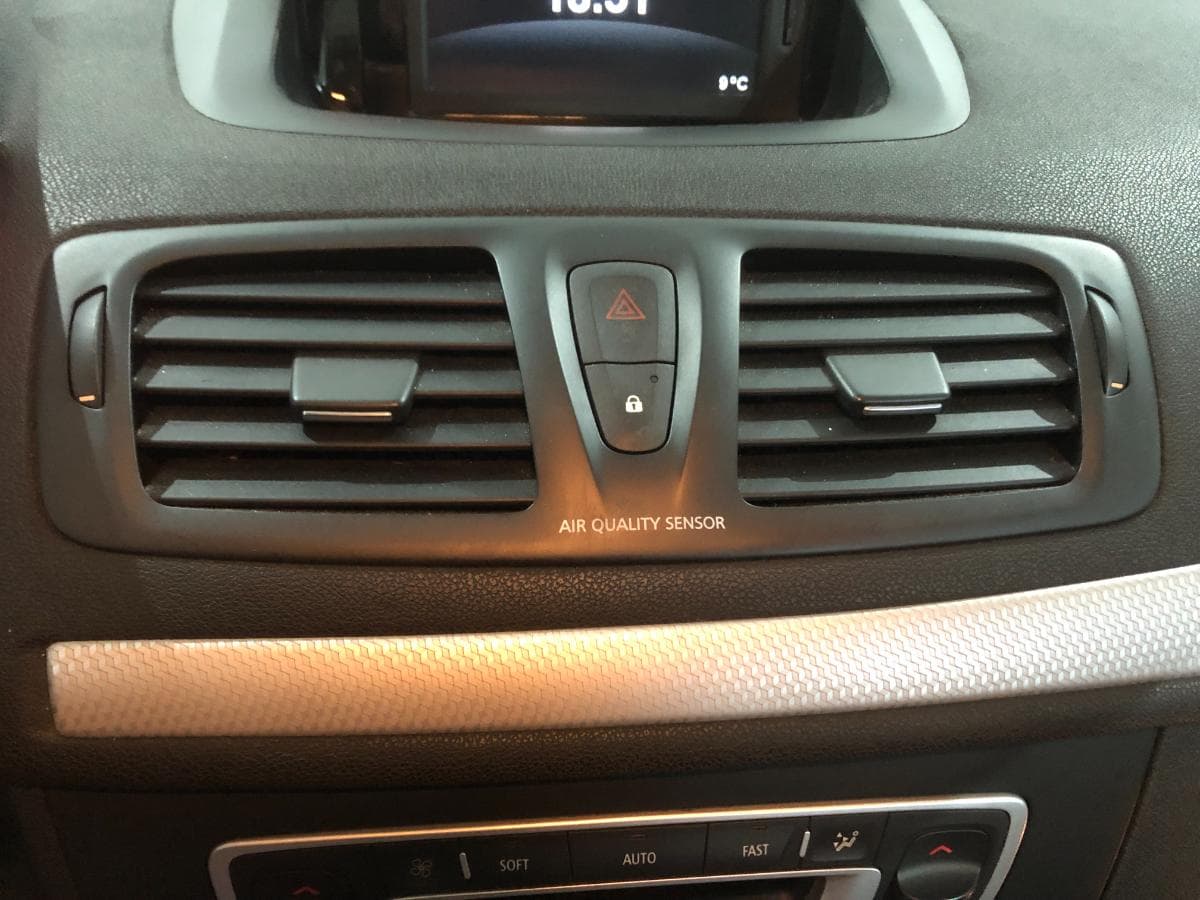 Renault Mégane 1.5 DCI · Ano 2012 — imagem 25