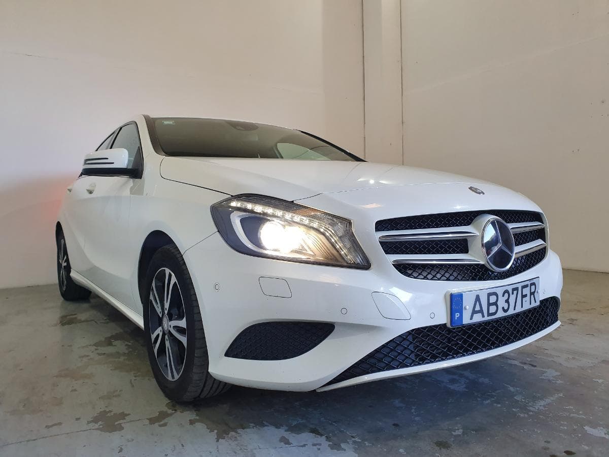 Mercedes-Benz A200 CDI · Ano 2015 — imagem 3