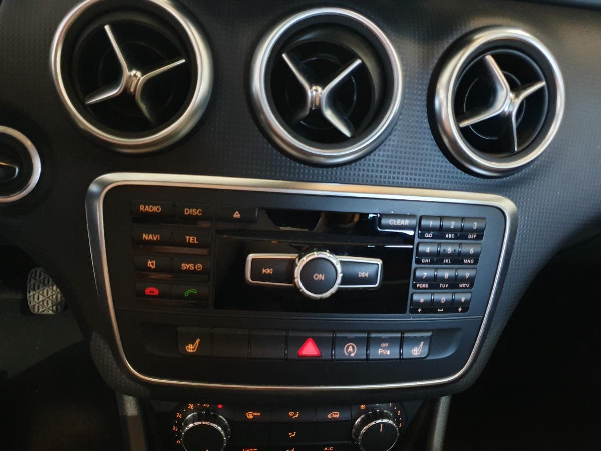 Mercedes-Benz A200 CDI · Ano 2015 — imagem 41