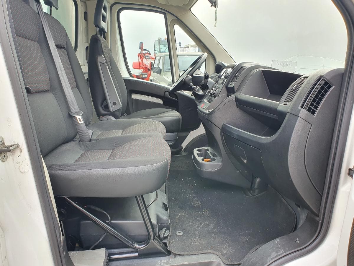 Citroën Jumper 2.2 BlueHDI · Año 2020 — imagen 24