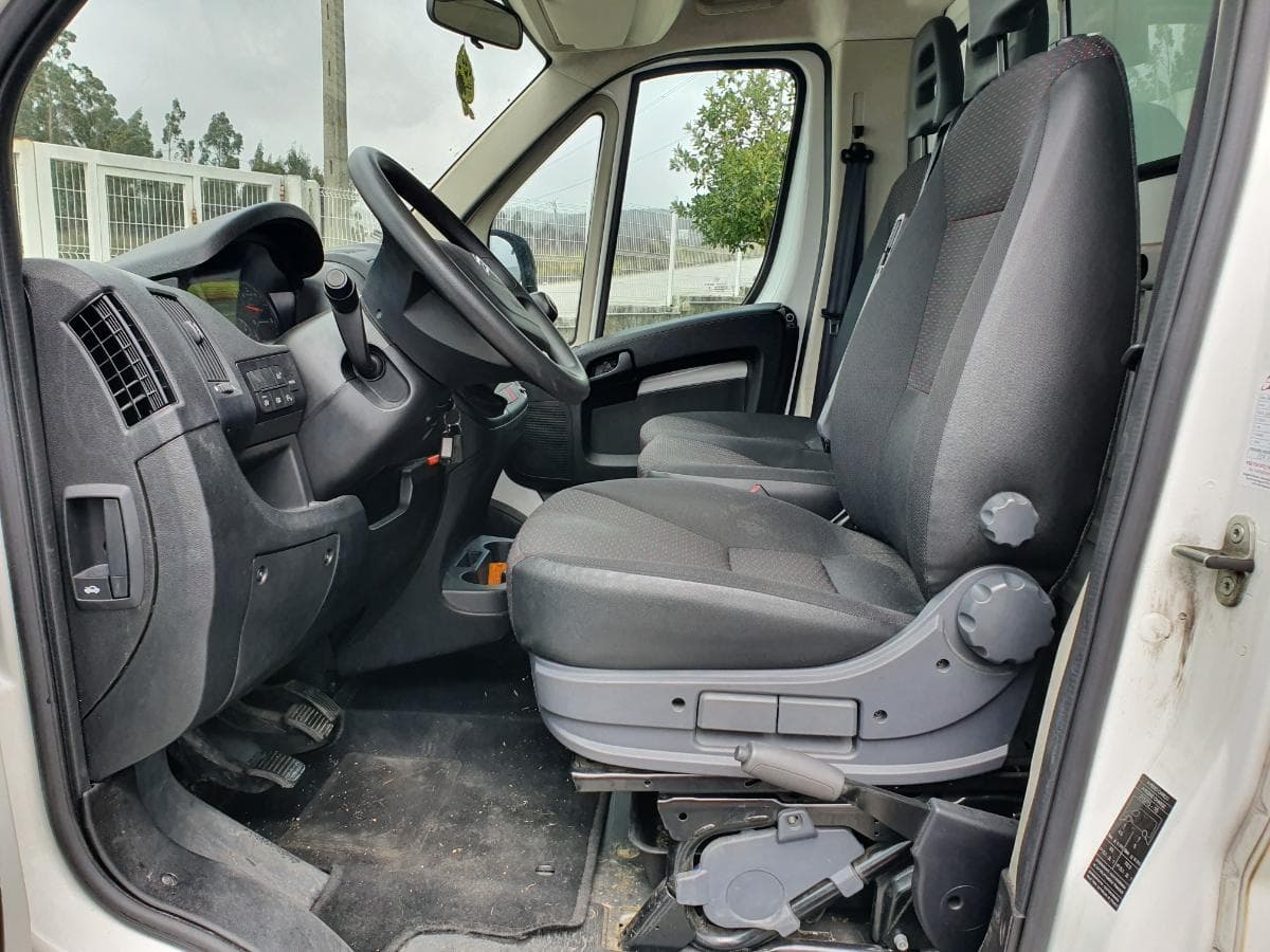 Citroën Jumper 2.2 BlueHDI · Año 2020 — imagen 26
