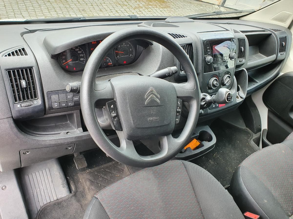 Citroën Jumper 2.2 BlueHDI · Año 2020 — imagen 27