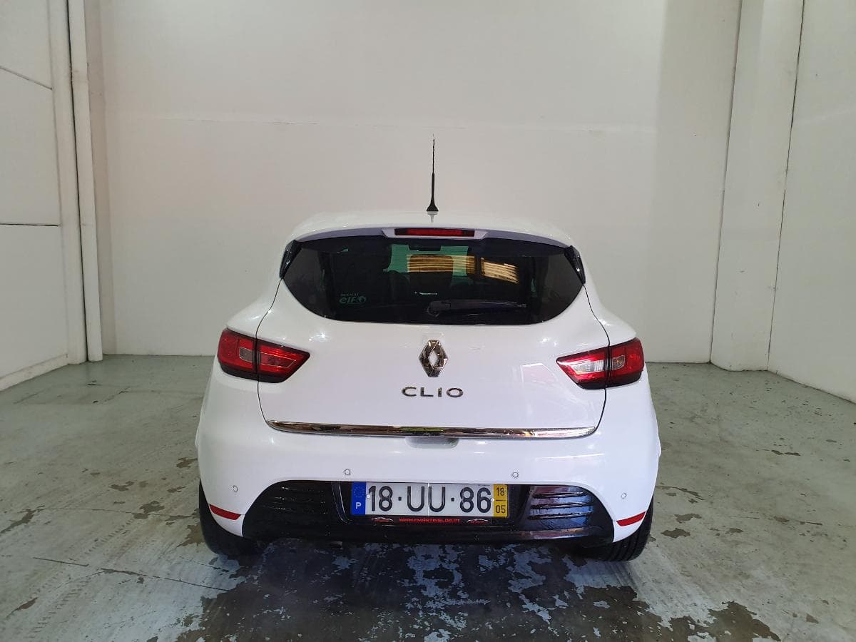 Renault Clio 0.9 TCE · Ano 2018 — imagen 5