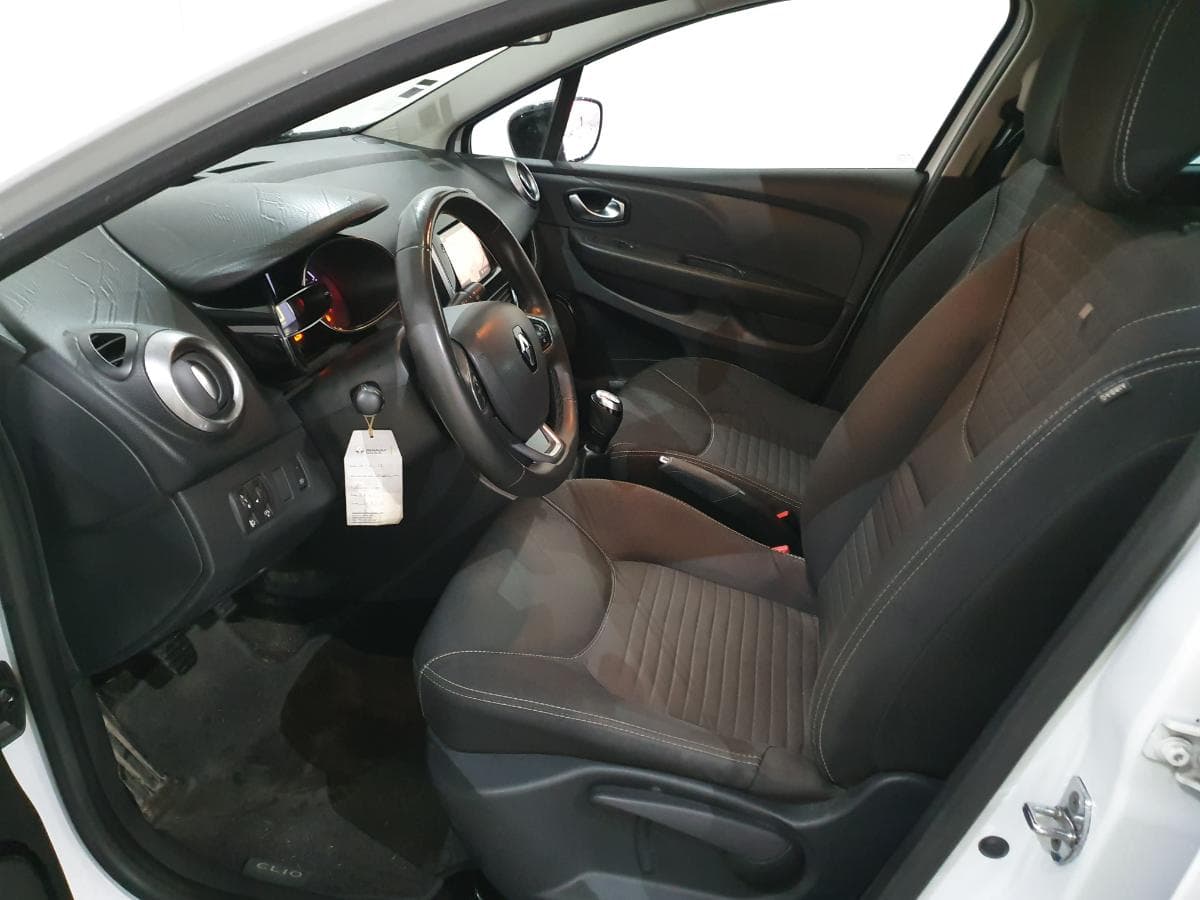 Renault Clio 0.9 TCE · Ano 2018 — imagen 30