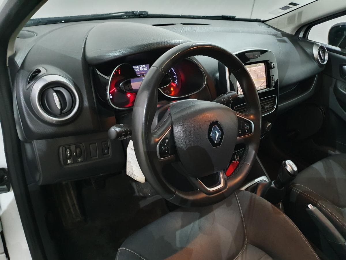 Renault Clio 0.9 TCE · Ano 2018 — imagen 31
