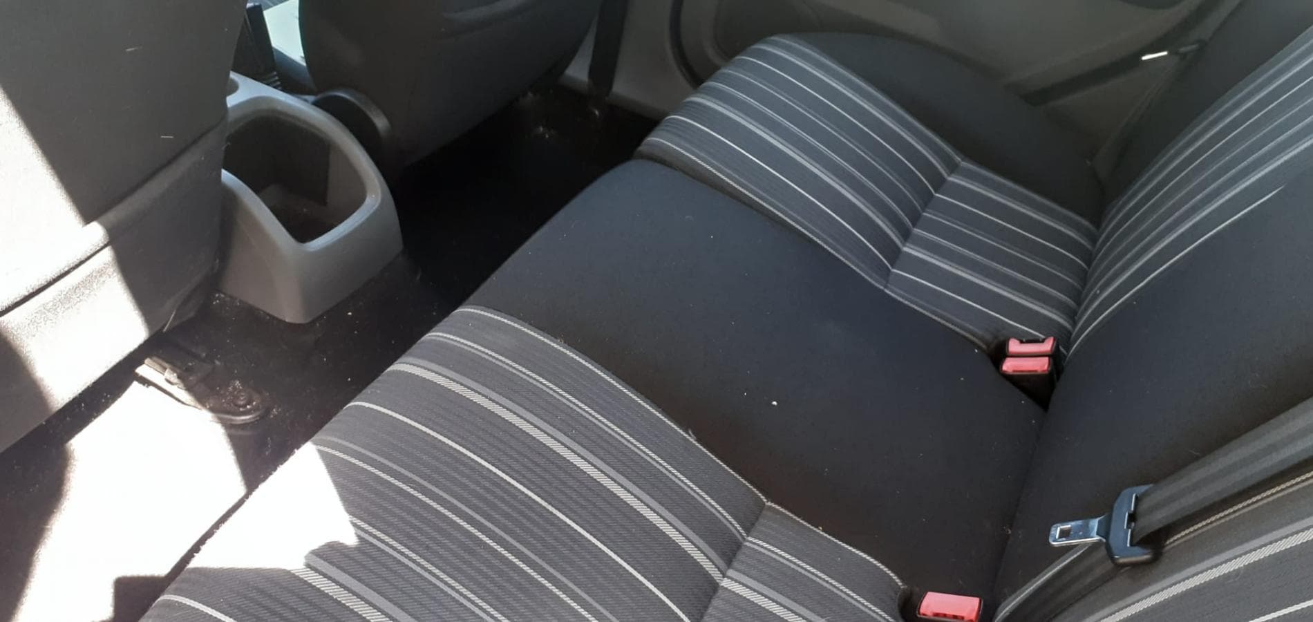 Ford Focus 1.6TDCI · Ano 2011 — imagen 17