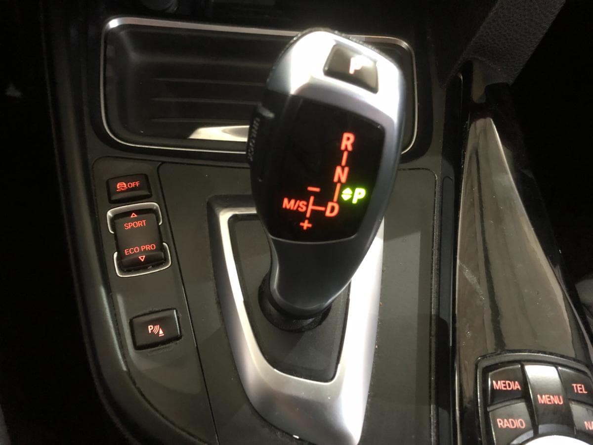 BMW 320D · Ano 2014 — imagen 40