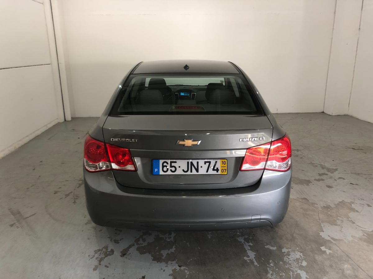 Chevrolet Cruze LT · Ano 2010 — image 8