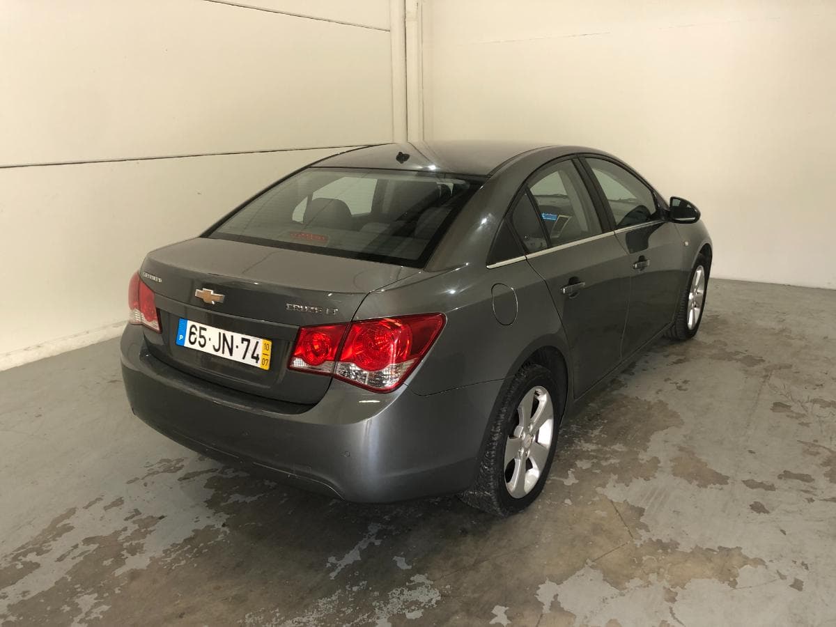 Chevrolet Cruze LT · Ano 2010 — image 6